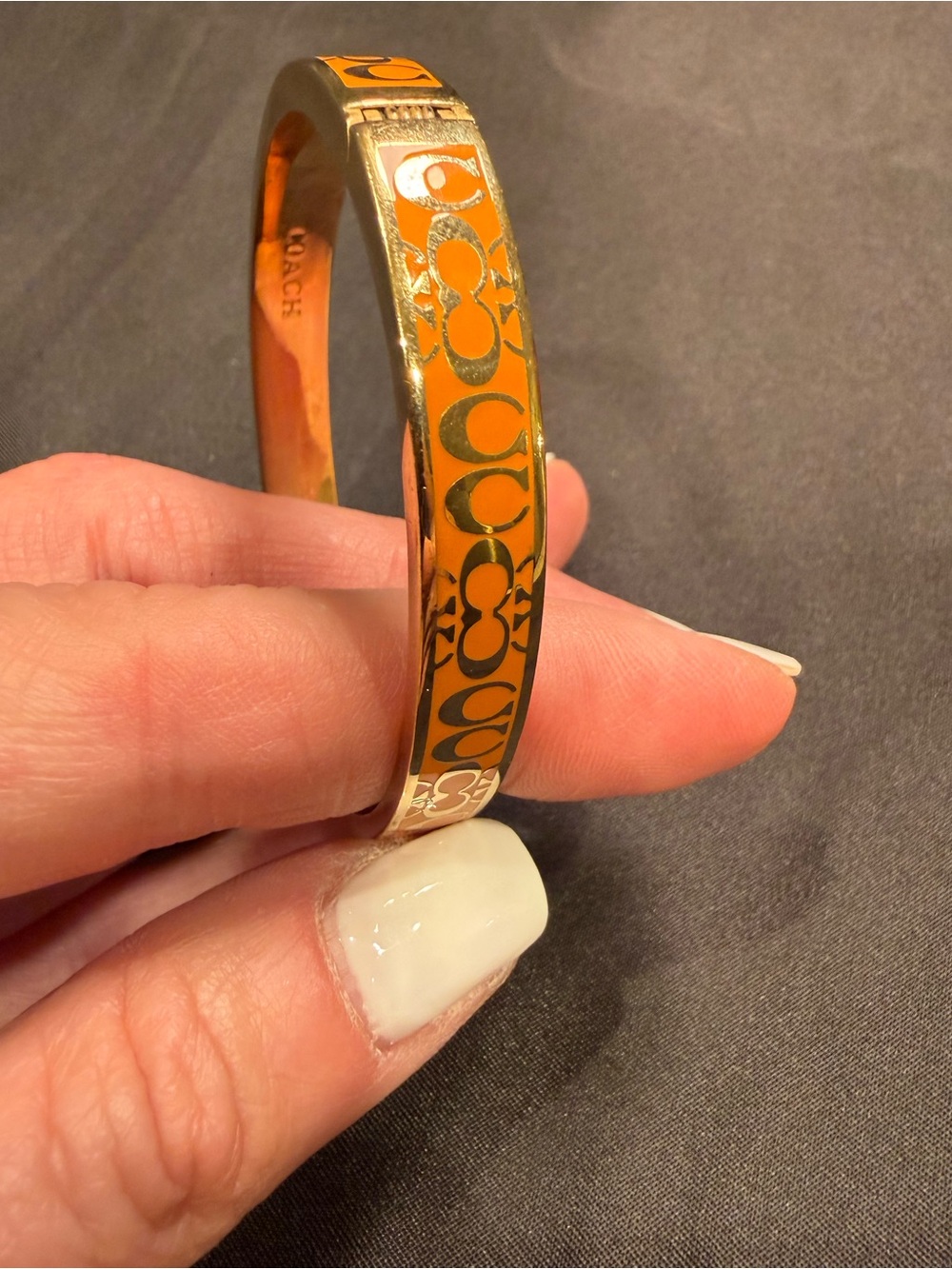 Coach Orange Enamel Signature C Hinged Bangle Bracelet Gold Tone - Picture 6 of 16
